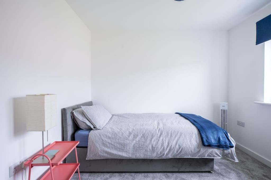 Coity Cosy 3 Bed Near Beaches, Cardiff & Brecon Beacons מראה חיצוני תמונה