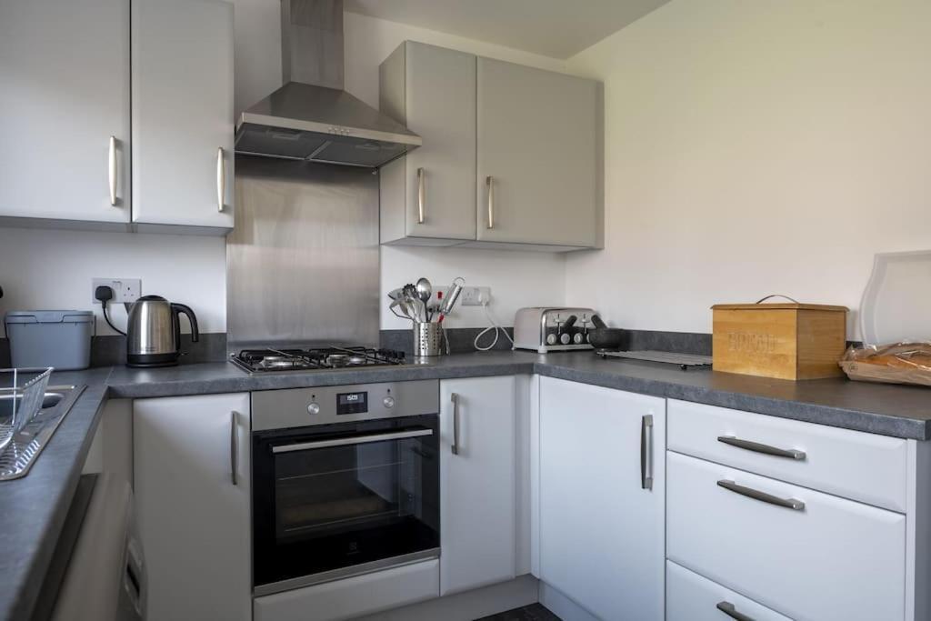 Coity Cosy 3 Bed Near Beaches, Cardiff & Brecon Beacons מראה חיצוני תמונה